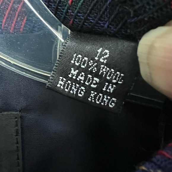 ELLEN TRACY LADYS SHORT BLAZER SIZE 12 CAN BE WORN WITH JEANS OR DRESS S…VEN23 - Picture 13 of 16